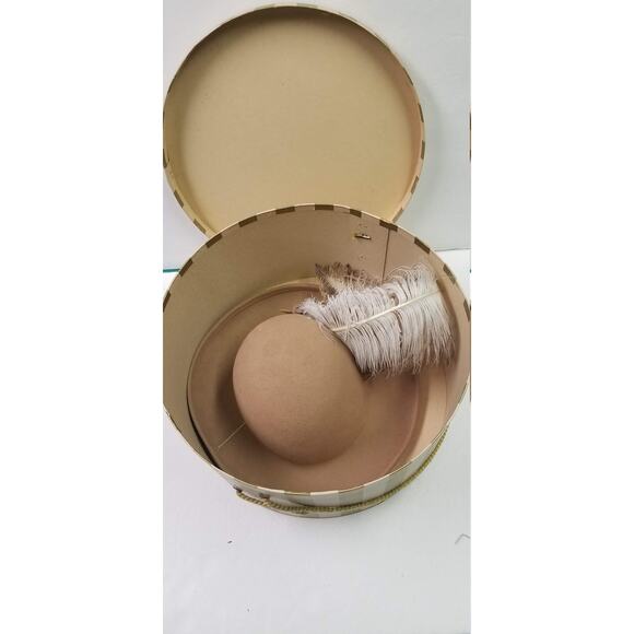 Vintage Ladies Hat Wool Felt Ostrich Feather  Doeskin George Bollman Co & Box - Picture 4 of 8